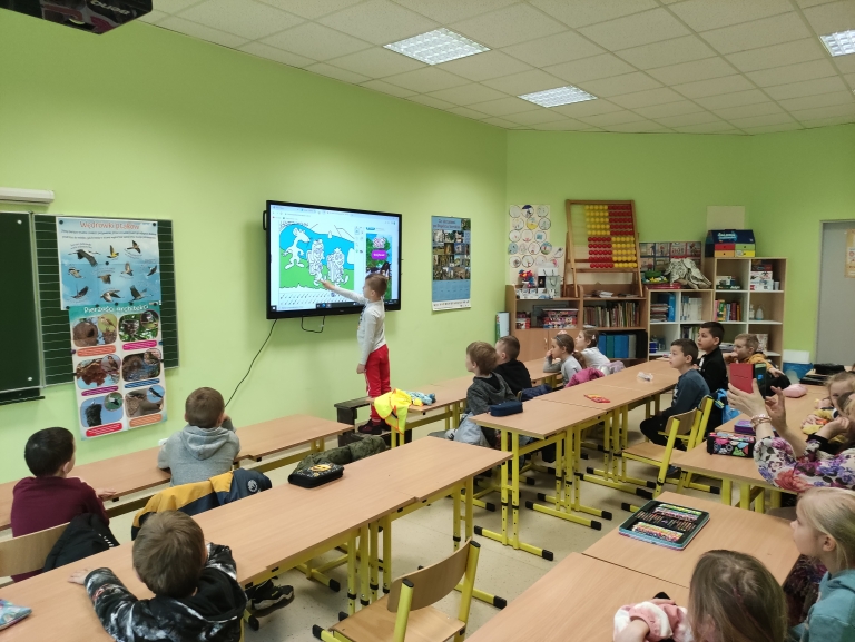 Wizyta sześciolatków w szkole