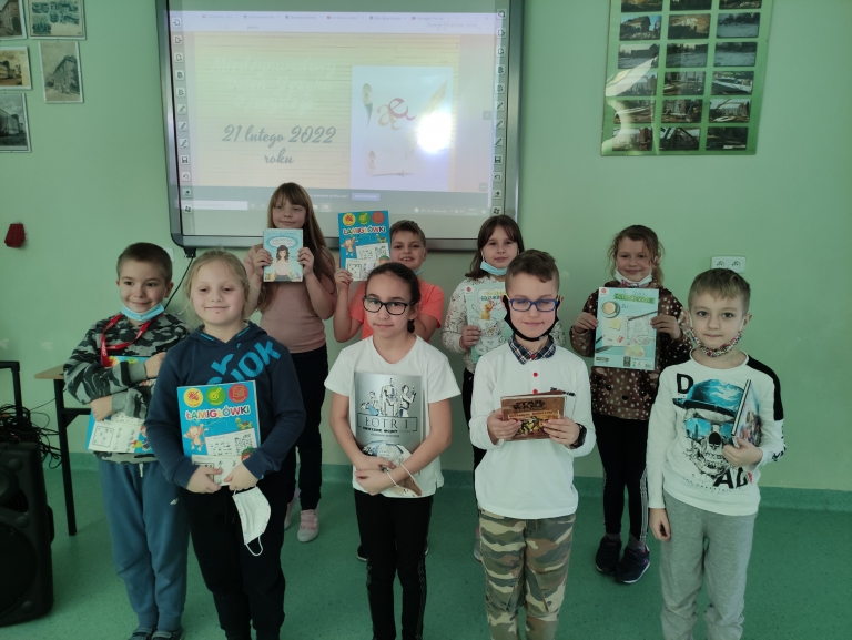 Dzień Języka Ojczystego  w klasach młodszych