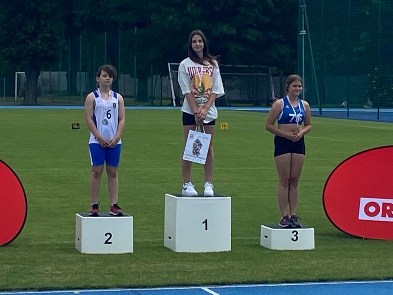 Emila i Ala jadą na zawody ogólnopolskie